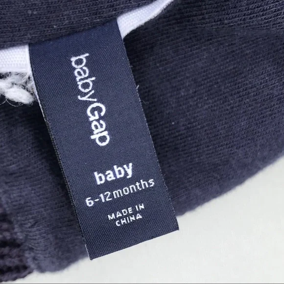 Baby Gap Navy Blue Knit Chevron Striped Lined Winter Hat Size 6-12 Months - Picture 3 of 3